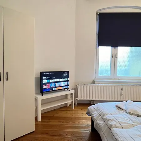 Zentrale Monteurwohnungen In Ideal Fuer Teams & Gruppen Mit Kueche & Wlan *