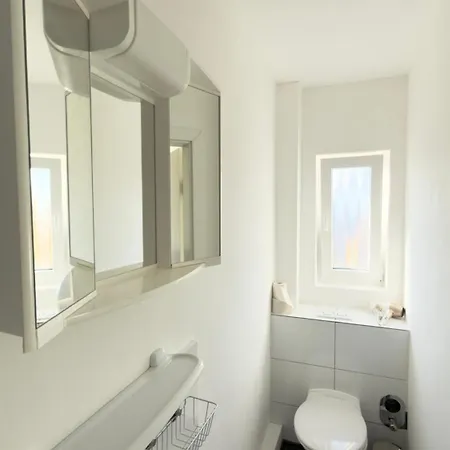 Zentrale Monteurwohnungen In Ideal Fuer Teams * Neumünster