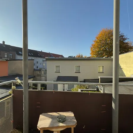 Zentrale Monteurwohnungen In Ideal Fuer Teams & Gruppen Mit Kueche & Wlan * Neumuenster
