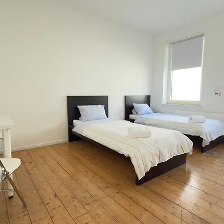 Apartment Zentrale Monteurwohnungen In Ideal Fuer Teams & Gruppen Mit Kueche & Wlan *