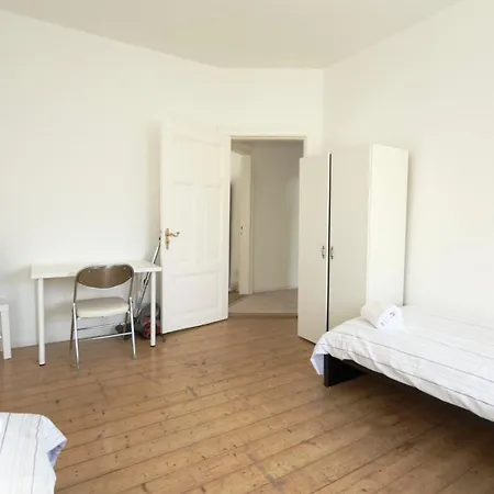 Apartment Zentrale Monteurwohnungen In Ideal Fuer Teams & Gruppen Mit Kueche & Wlan Neumuenster